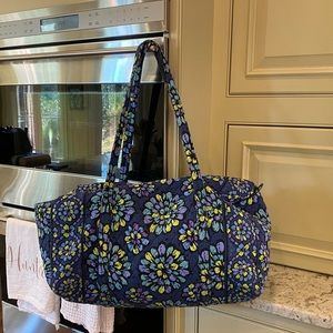 Vera Bradley large duffel bag